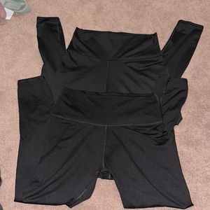 Bundle of 2 Aerie- Chill, Play, Move Leggings